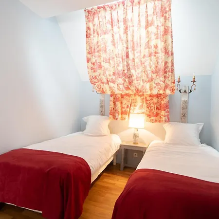 Manoir De Montecler - Le