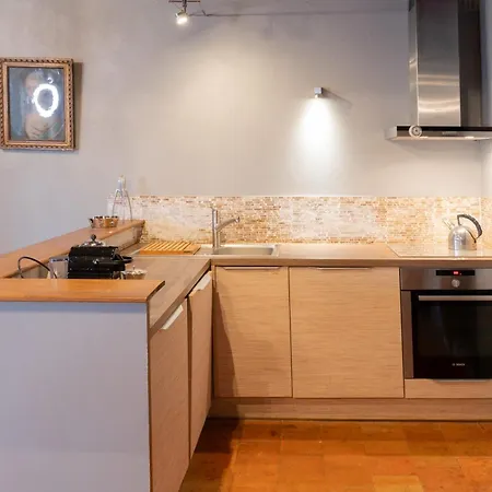 Manoir De Montecler - Le *